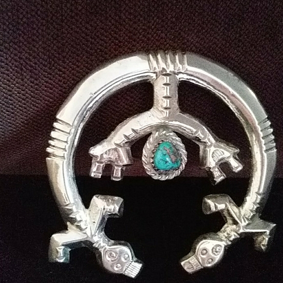 Native American Turquoise Naja Brooch or Pendant - Picture 3 of 4